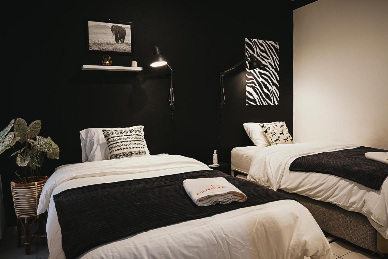 Roemah Renjana Bandung Bed & Breakfast Luaran gambar
