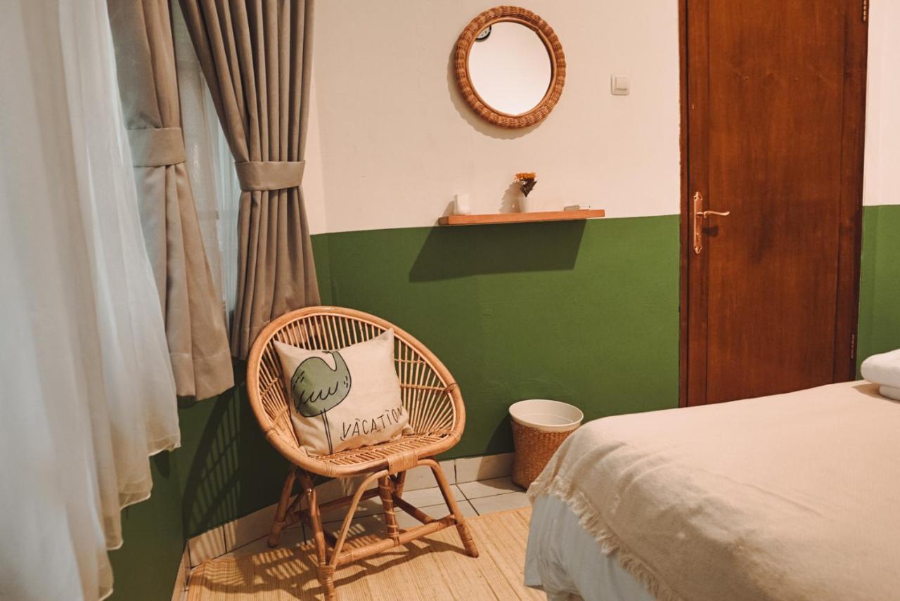Roemah Renjana Bandung Bed & Breakfast Luaran gambar