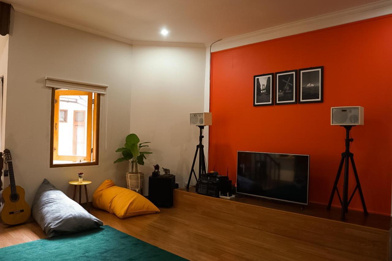 Roemah Renjana Bandung Bed & Breakfast Luaran gambar