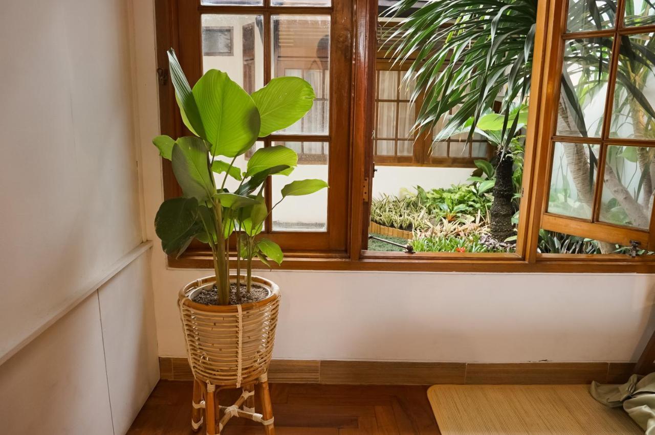 Roemah Renjana Bandung Bed & Breakfast Luaran gambar