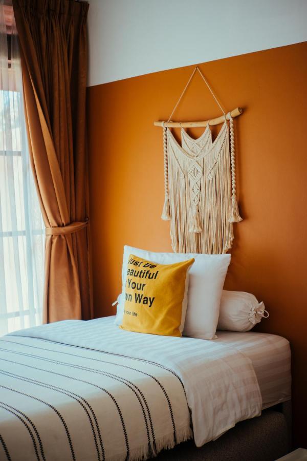Roemah Renjana Bandung Bed & Breakfast Luaran gambar
