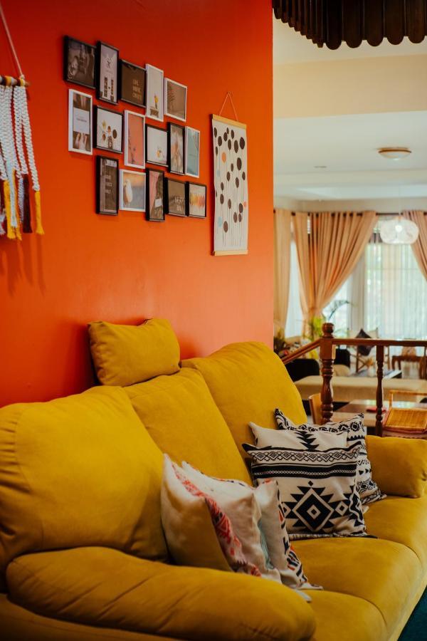 Roemah Renjana Bandung Bed & Breakfast Luaran gambar