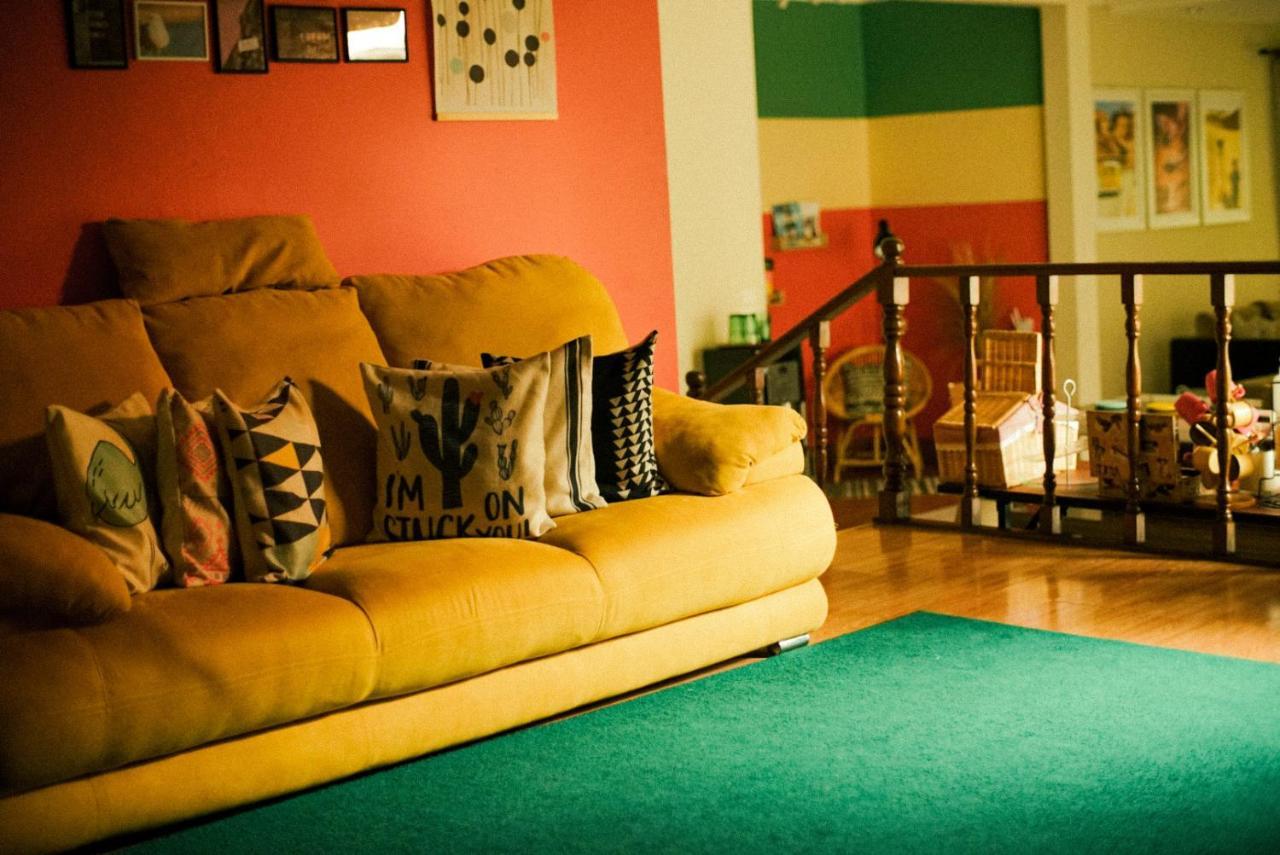 Roemah Renjana Bandung Bed & Breakfast Luaran gambar