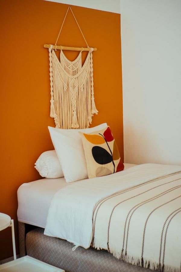 Roemah Renjana Bandung Bed & Breakfast Luaran gambar