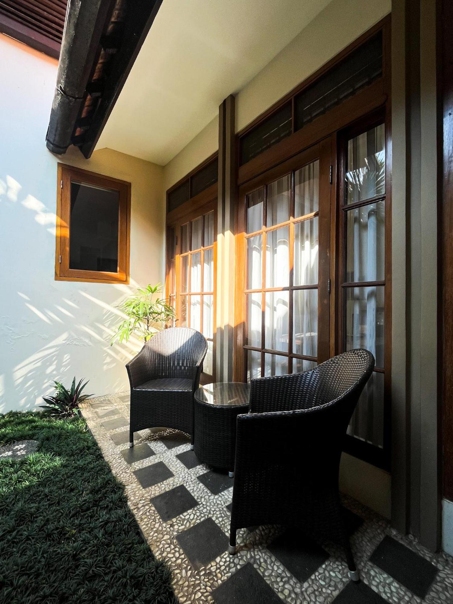Roemah Renjana Bandung Bed & Breakfast Luaran gambar