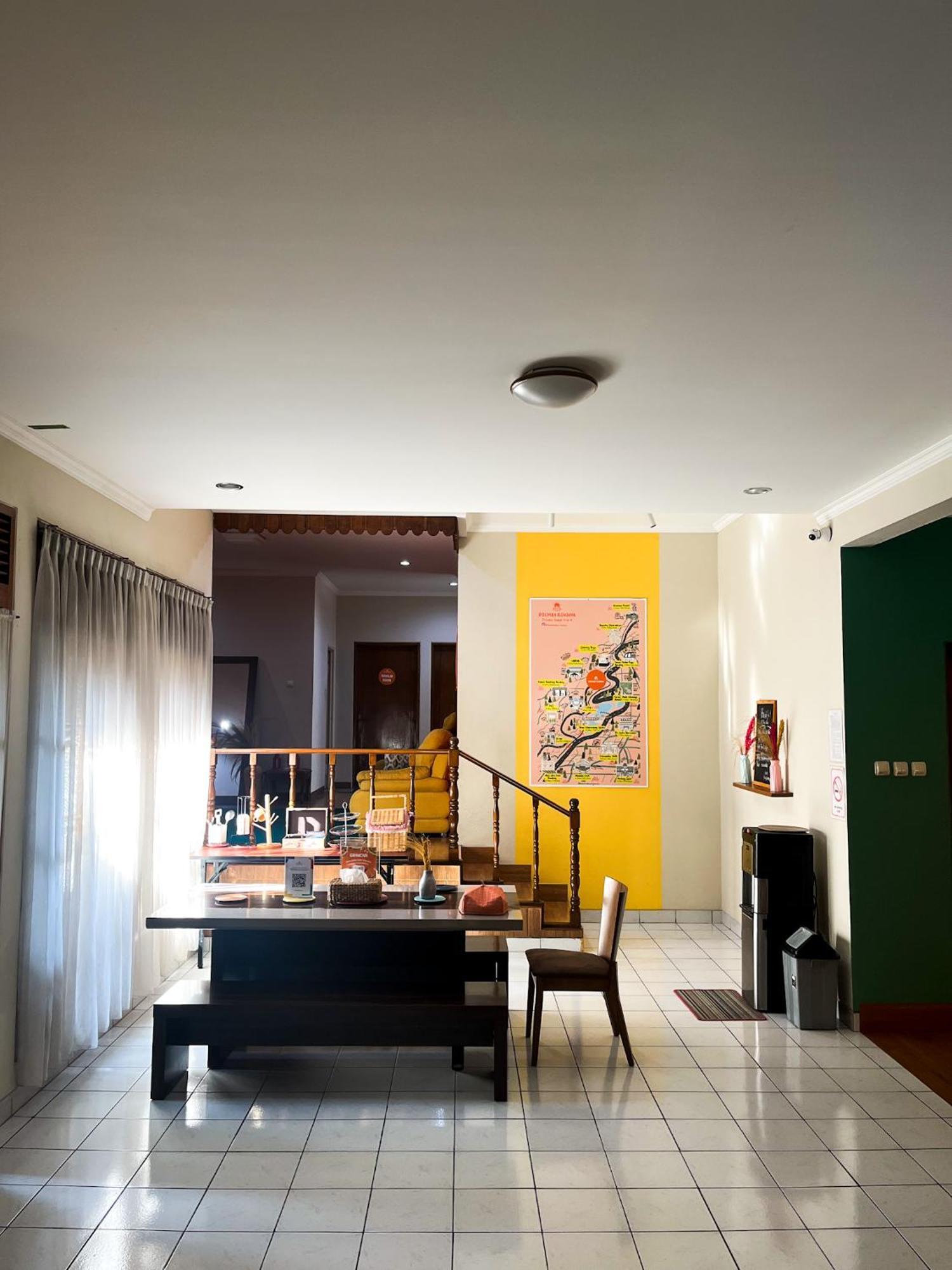 Roemah Renjana Bandung Bed & Breakfast Luaran gambar